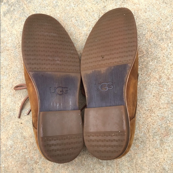 UGG men’s Oxford 9.5. Brown nubuck leather. NWOT - Picture 10 of 13